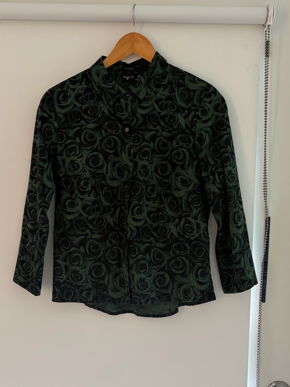 Agnes B. Dark Green Rose-Pattern Button-Up Blouse